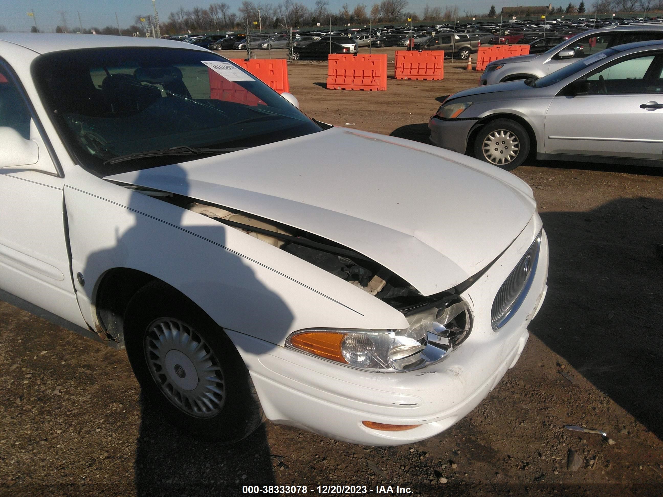 Photo 5 VIN: 1G4HR54K4YU333979 - BUICK LESABRE 