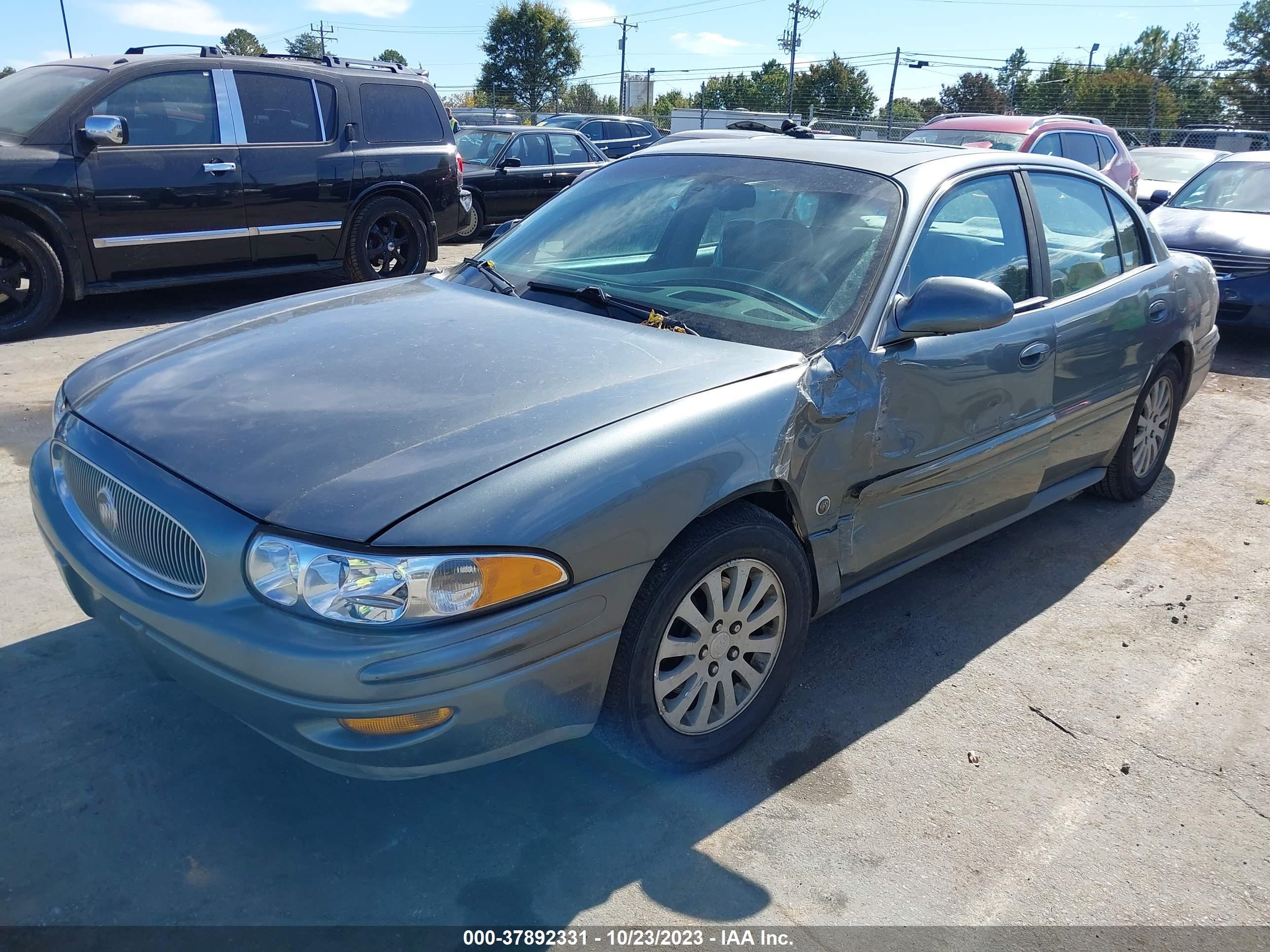 Photo 1 VIN: 1G4HR54K55U144446 - BUICK LESABRE 