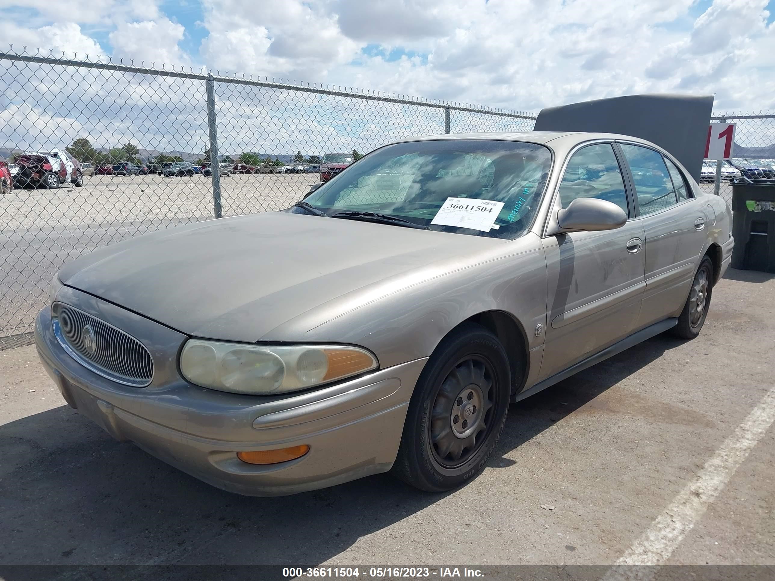 Photo 1 VIN: 1G4HR54K5YU305608 - BUICK LESABRE 