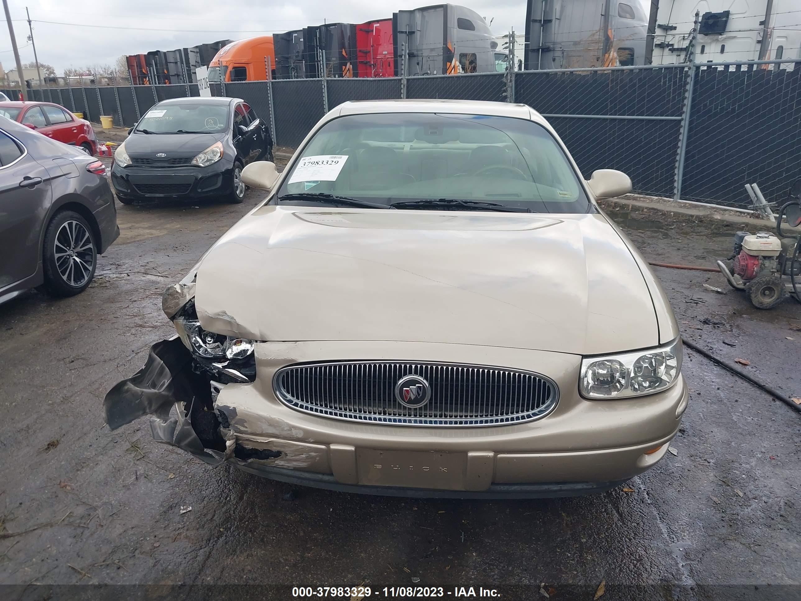 Photo 11 VIN: 1G4HR54K75U133691 - BUICK LESABRE 