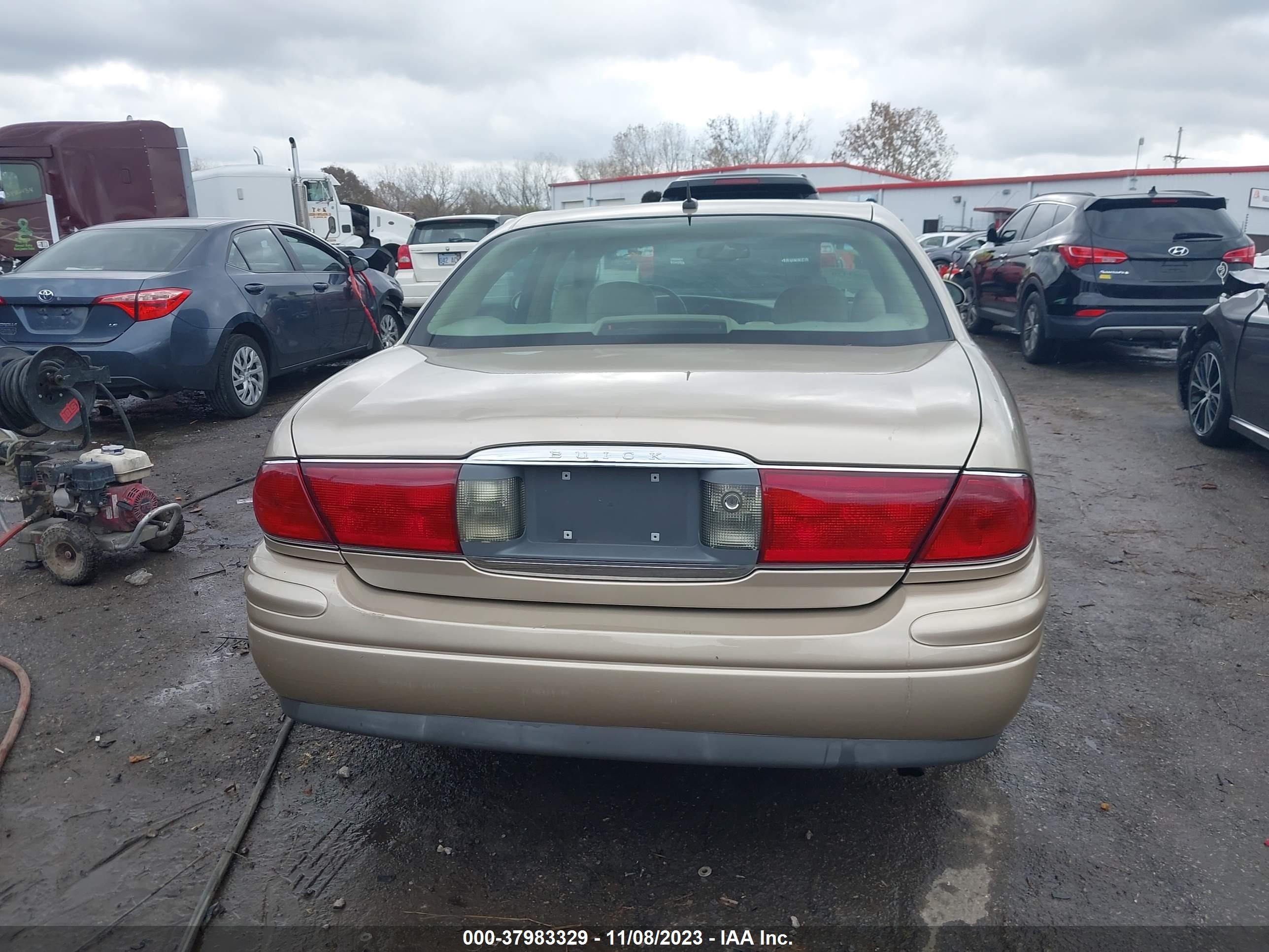 Photo 15 VIN: 1G4HR54K75U133691 - BUICK LESABRE 