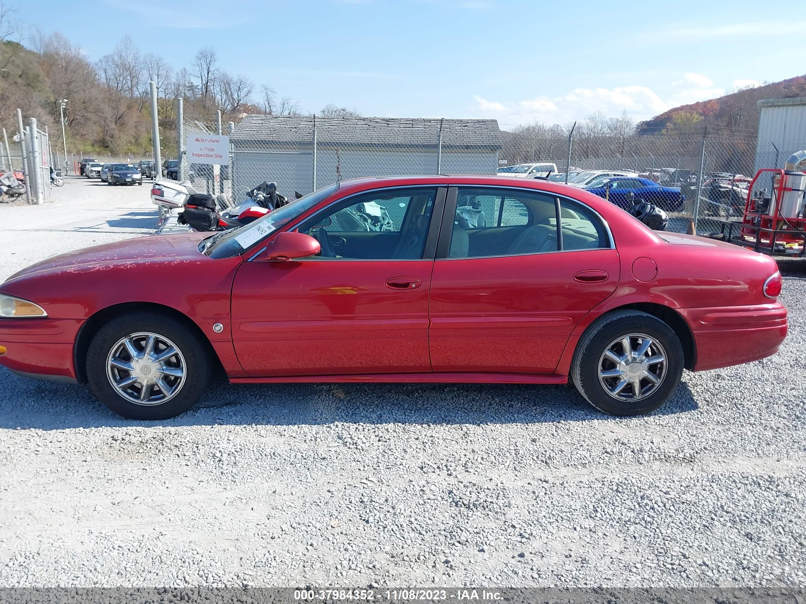 Photo 13 VIN: 1G4HR54K75U178713 - BUICK LESABRE 