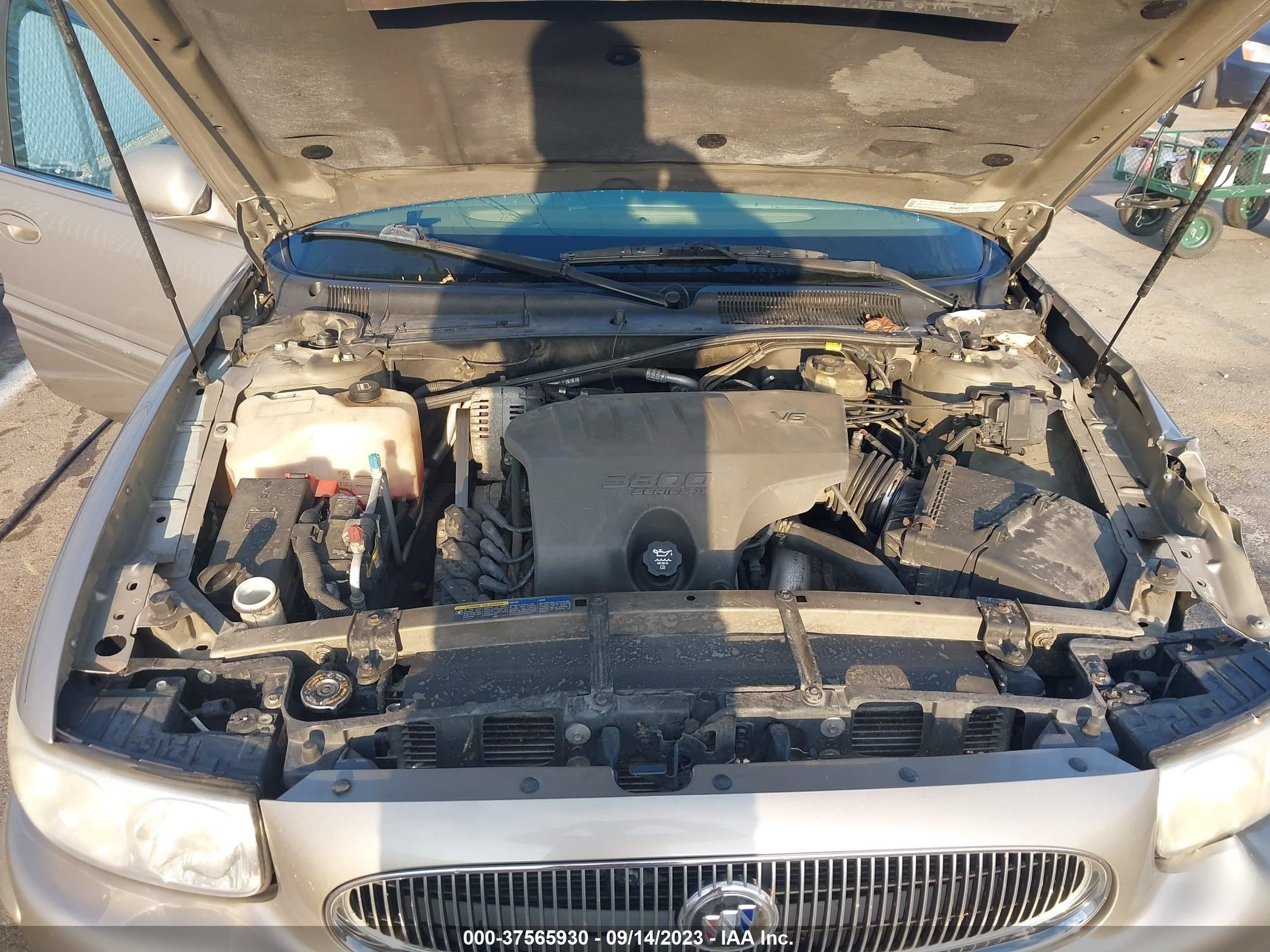 Photo 9 VIN: 1G4HR54K83U224501 - BUICK LESABRE 