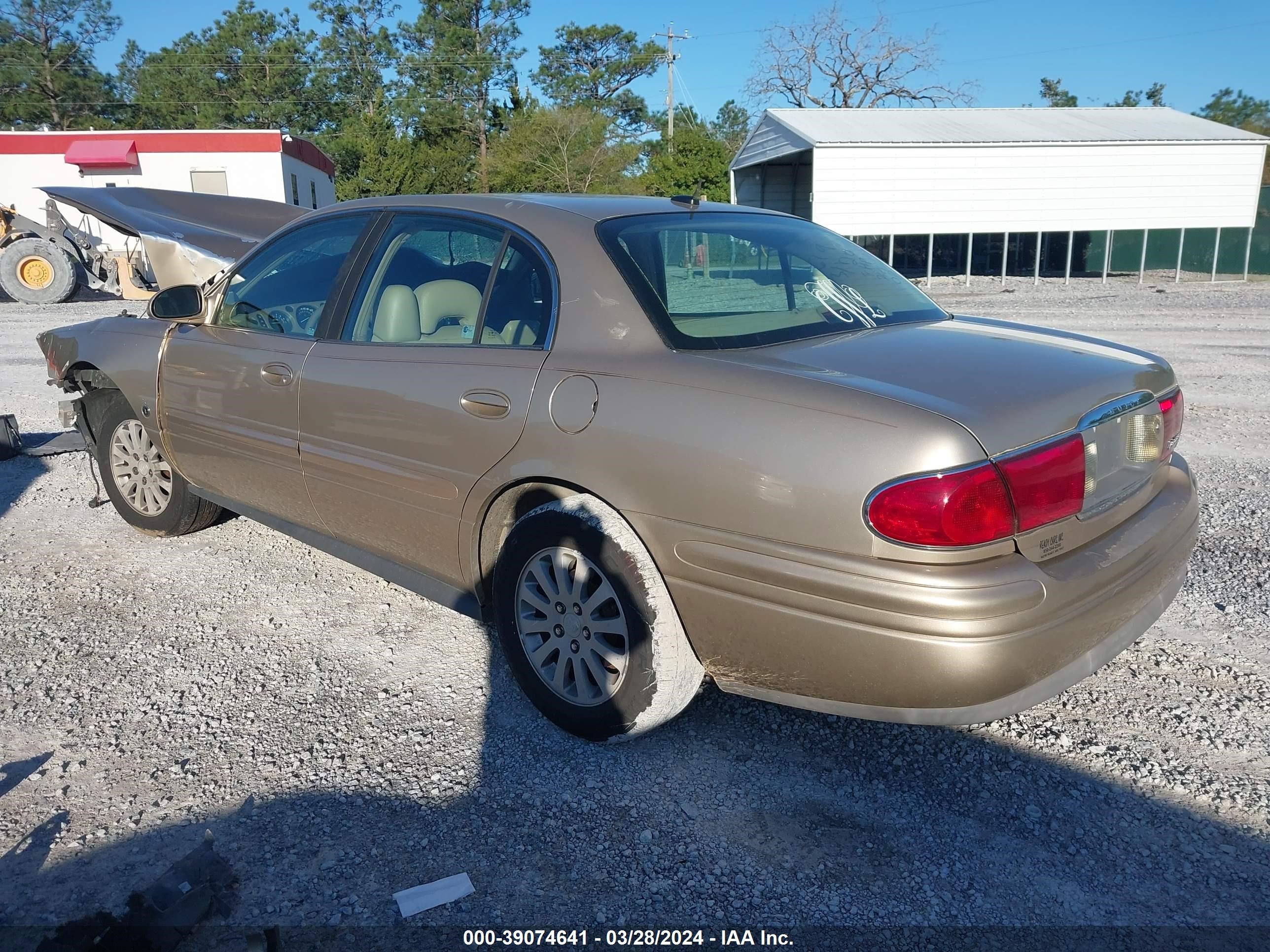 Photo 2 VIN: 1G4HR54K85U130363 - BUICK LESABRE 