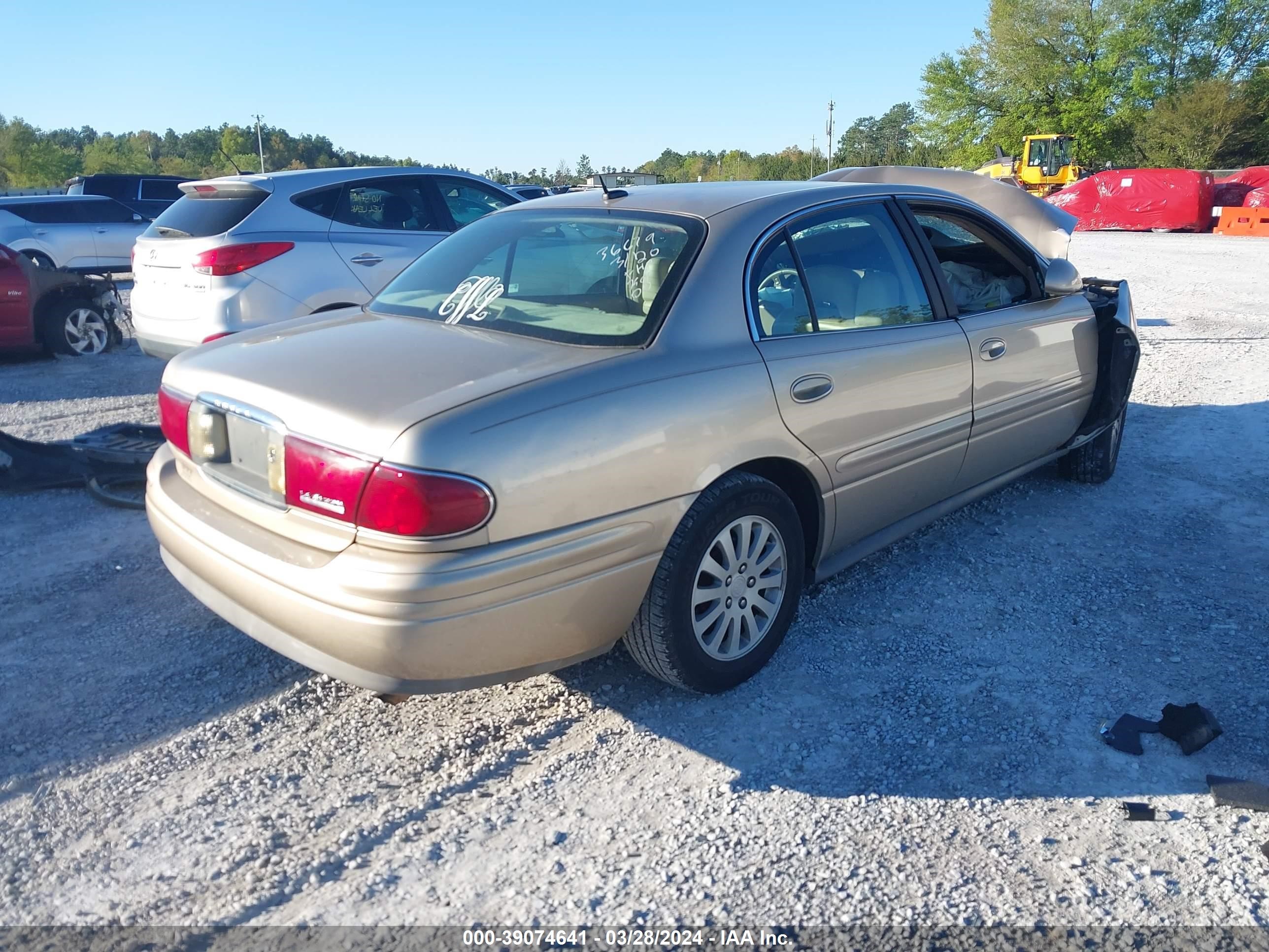 Photo 3 VIN: 1G4HR54K85U130363 - BUICK LESABRE 