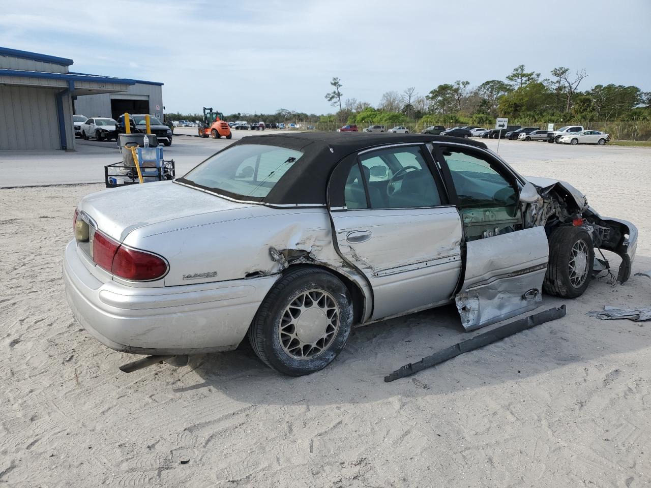 Photo 2 VIN: 1G4HR54K92U176859 - BUICK LESABRE 