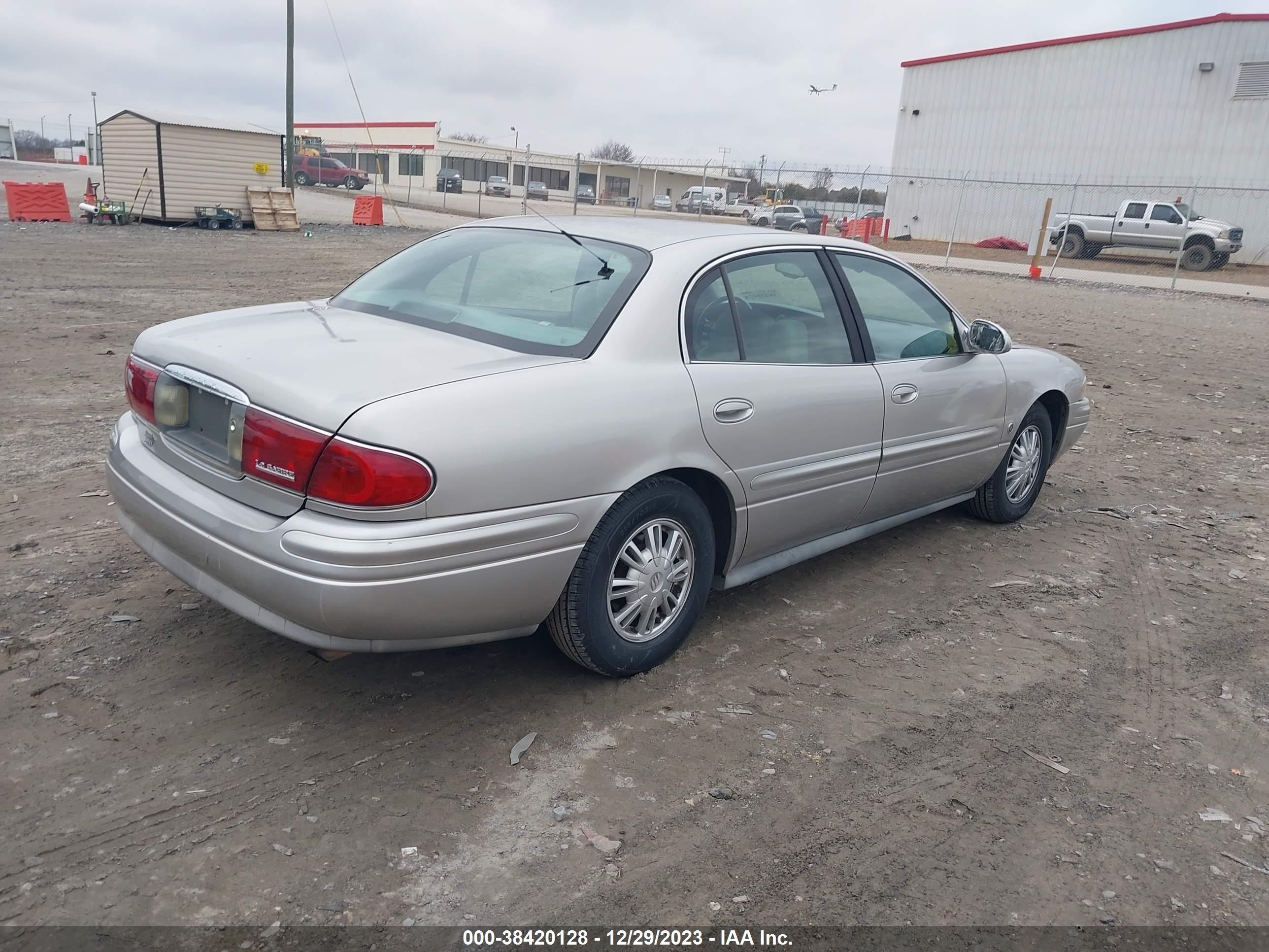 Photo 3 VIN: 1G4HR54K944165458 - BUICK LESABRE 