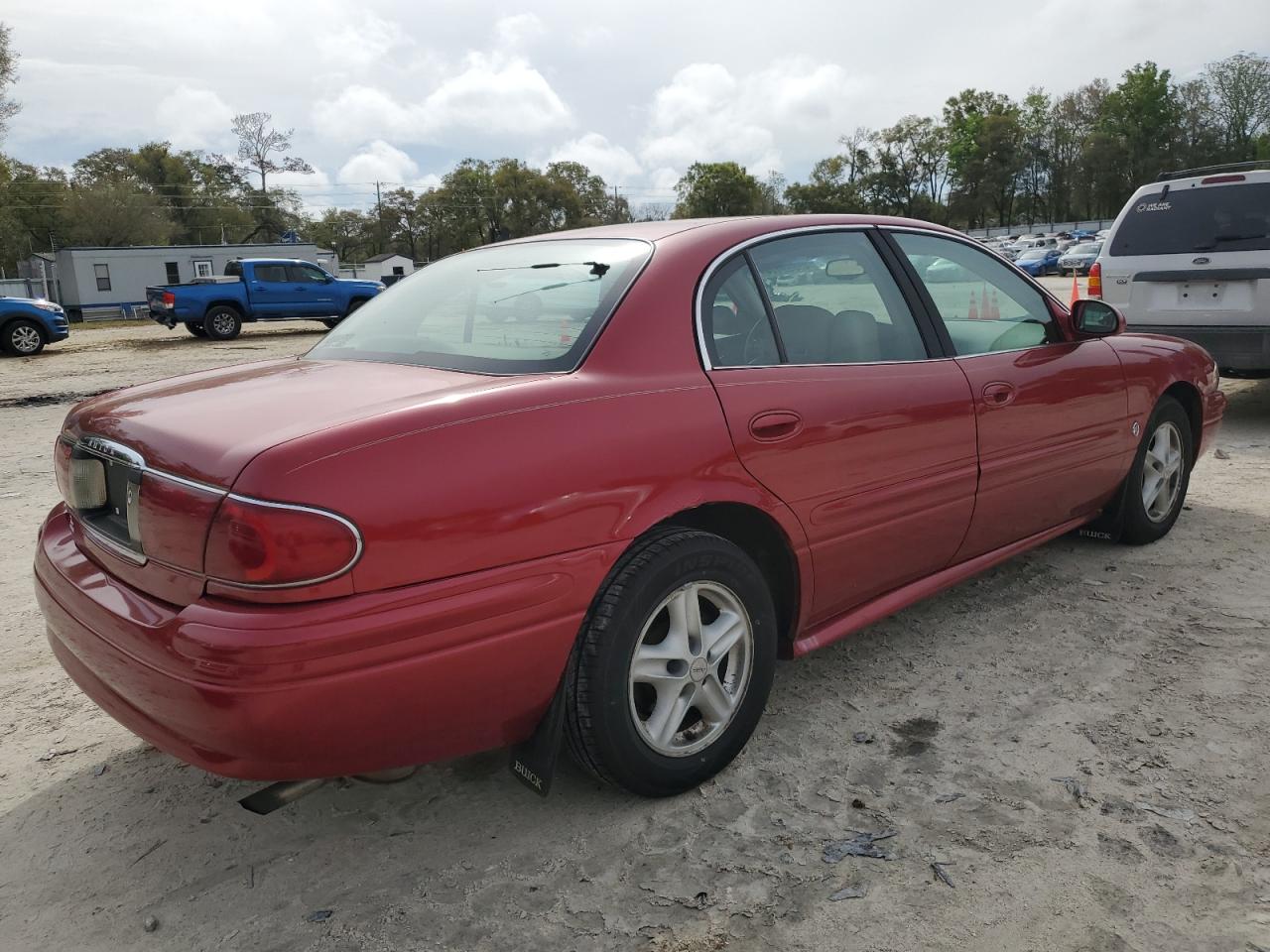 Photo 2 VIN: 1G4HR54K94U133528 - BUICK LESABRE 