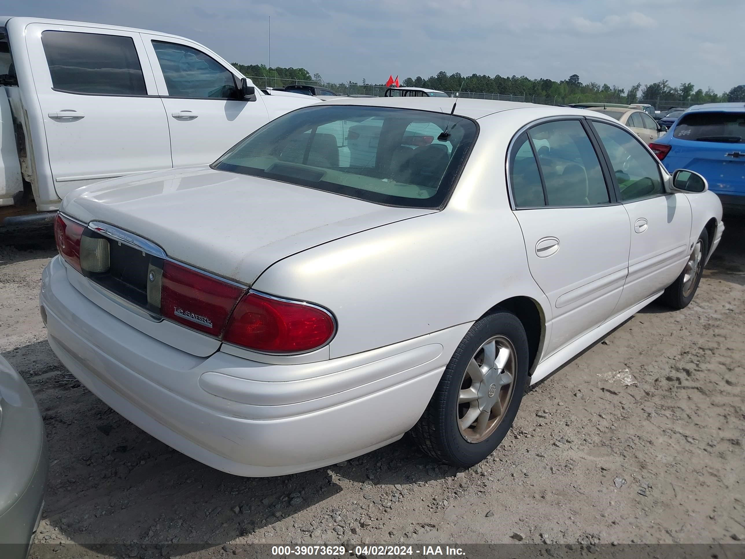 Photo 3 VIN: 1G4HR54KX4U154954 - BUICK LESABRE 