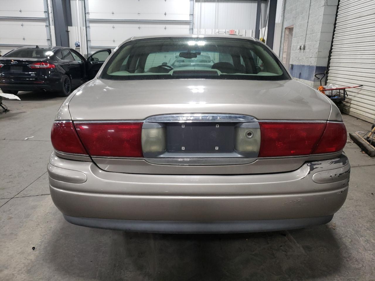 Photo 5 VIN: 1G4HR54KXYU291866 - BUICK LESABRE 