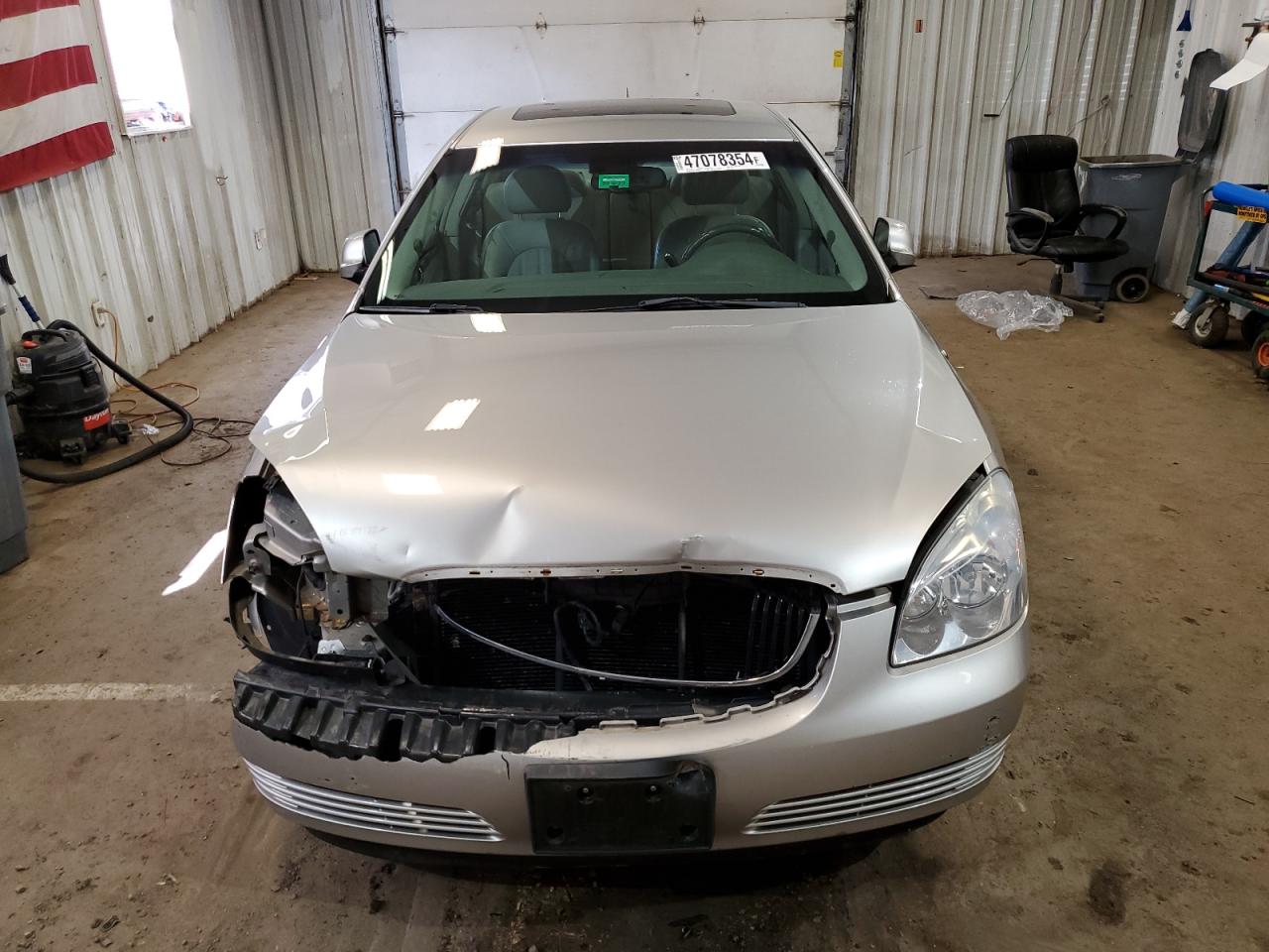 Photo 4 VIN: 1G4HR57Y66U245545 - BUICK LUCERNE 