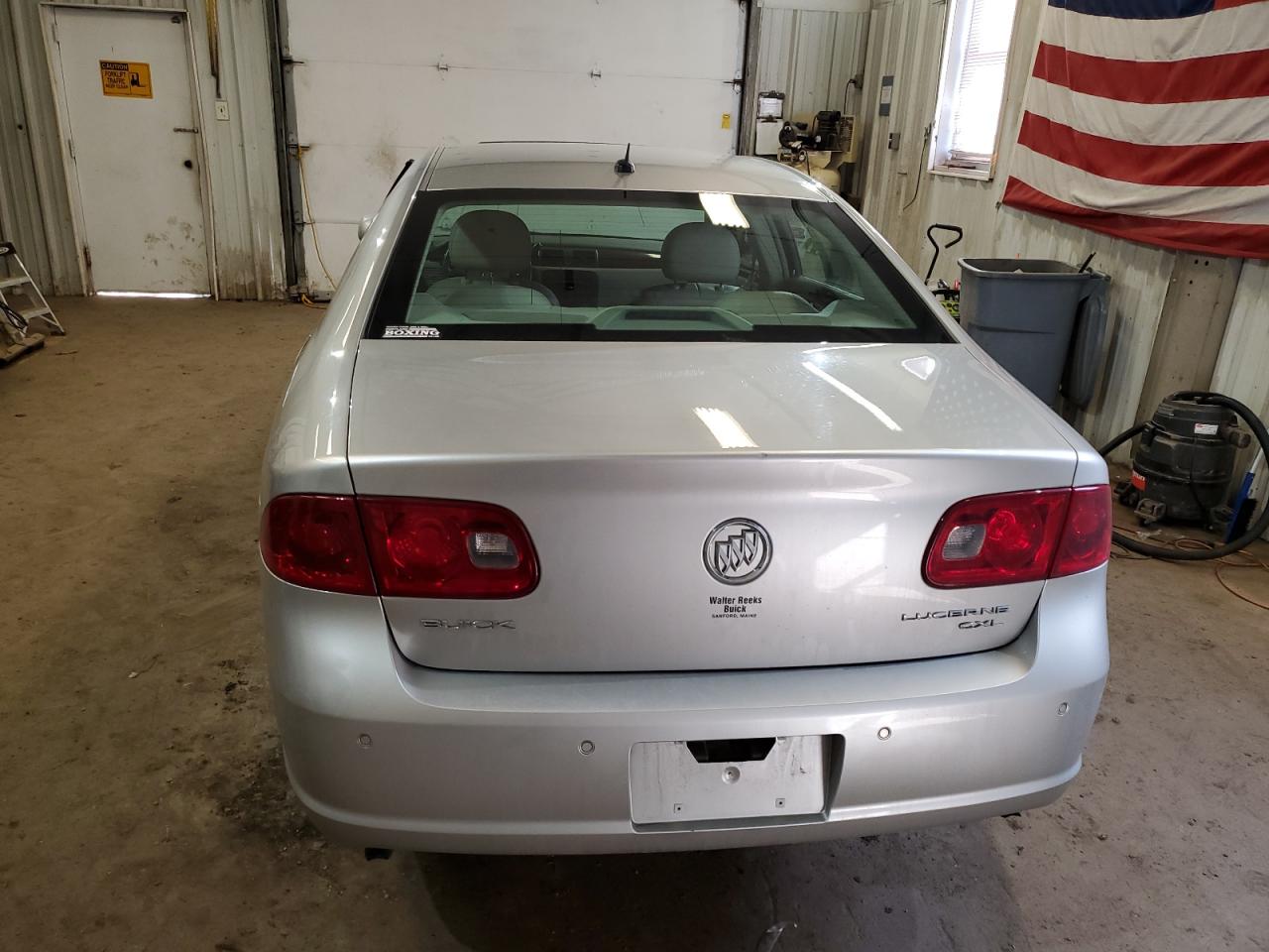 Photo 5 VIN: 1G4HR57Y66U245545 - BUICK LUCERNE 