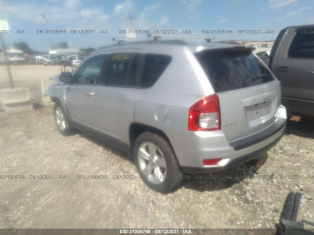 Photo 2 VIN: 1G4NF1FB0BD282617 - JEEP COMPASS 