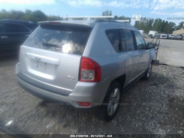 Photo 3 VIN: 1G4NF1FB0BD282617 - JEEP COMPASS 