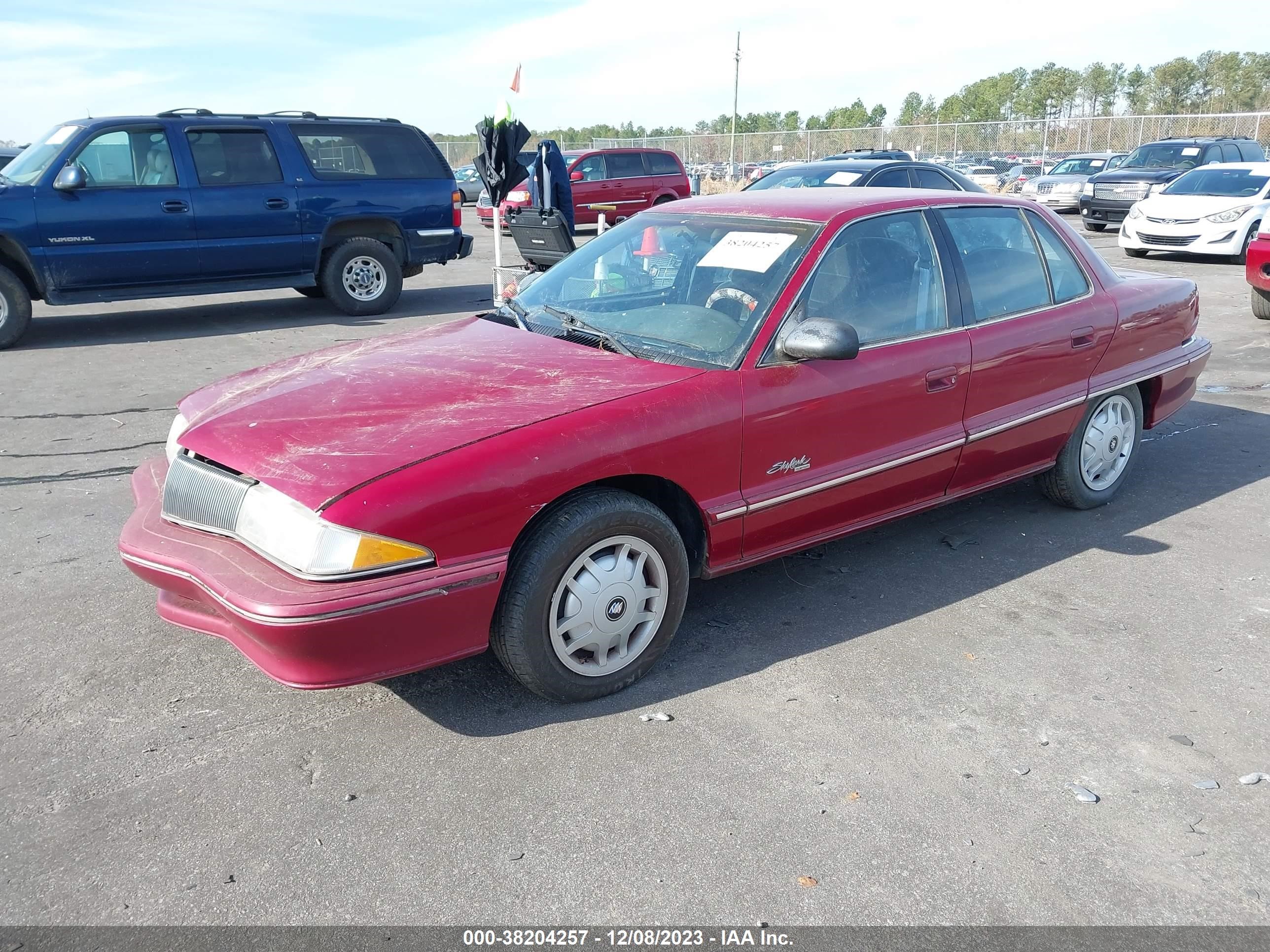 Photo 1 VIN: 1G4NV55M5RC280201 - BUICK SKYLARK 