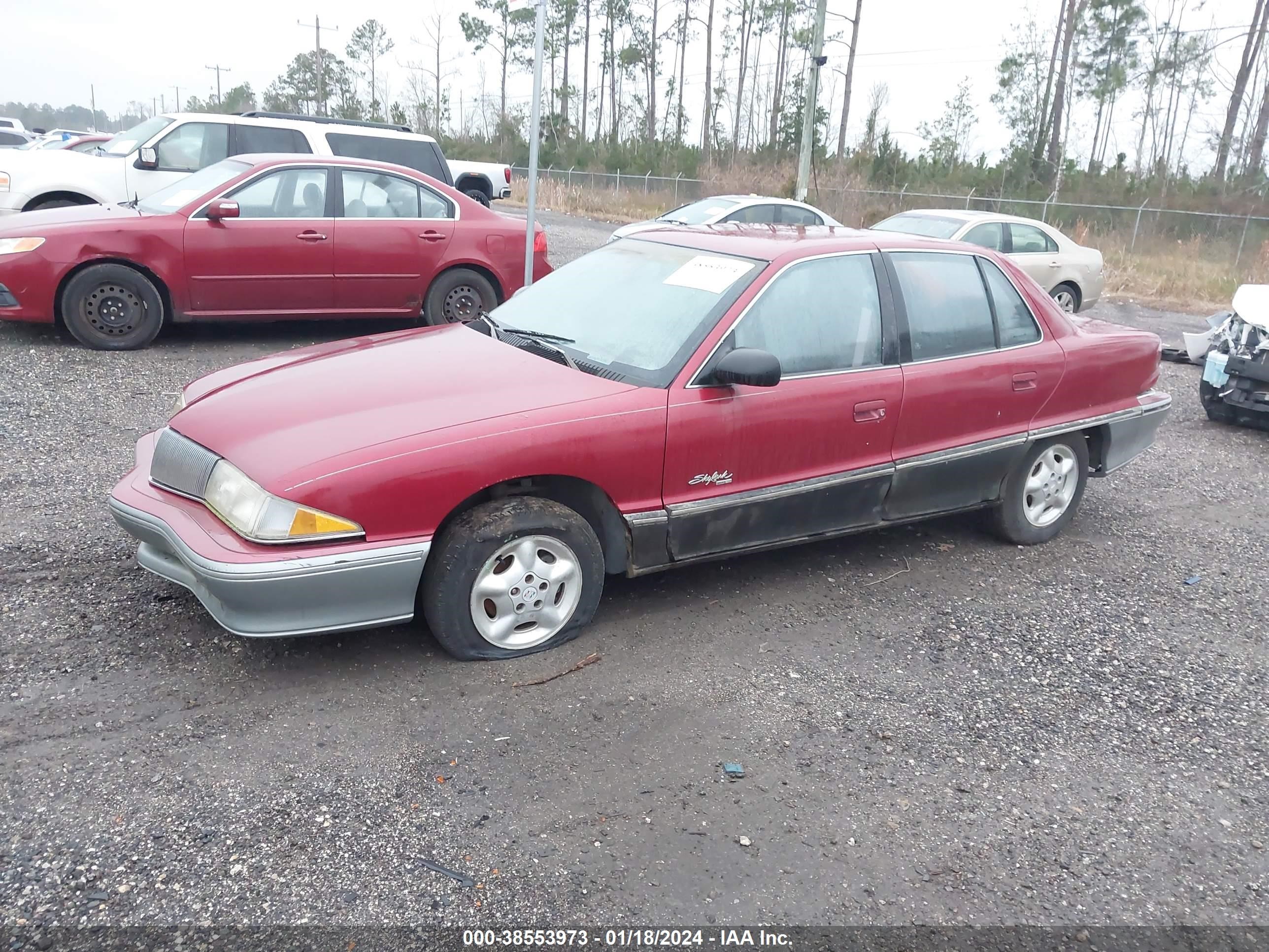 Photo 1 VIN: 1G4NV55M8RC261416 - BUICK SKYLARK 