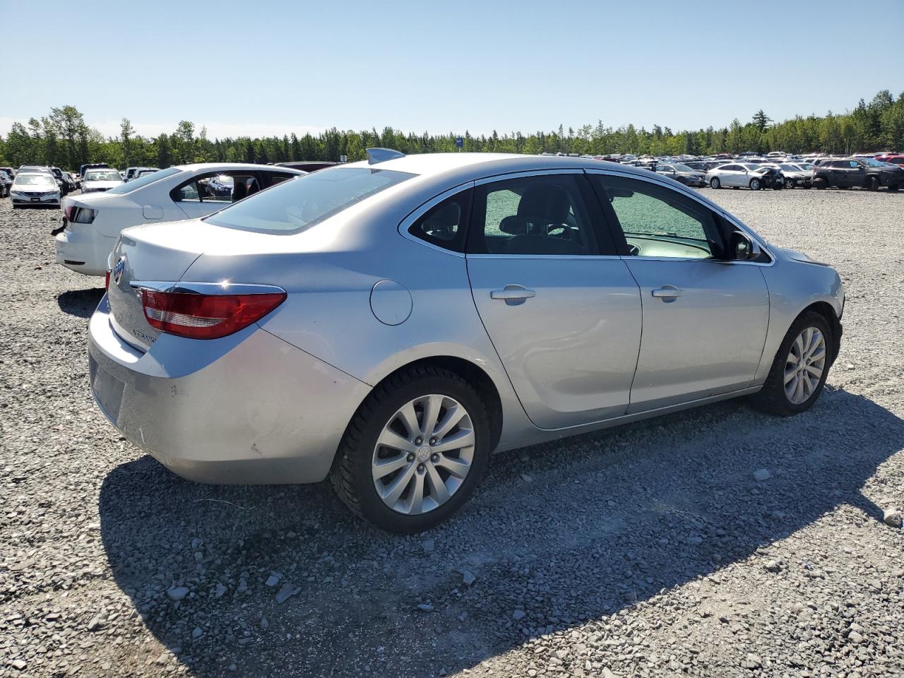 Photo 2 VIN: 1G4P15SK0G4162796 - BUICK VERANO 