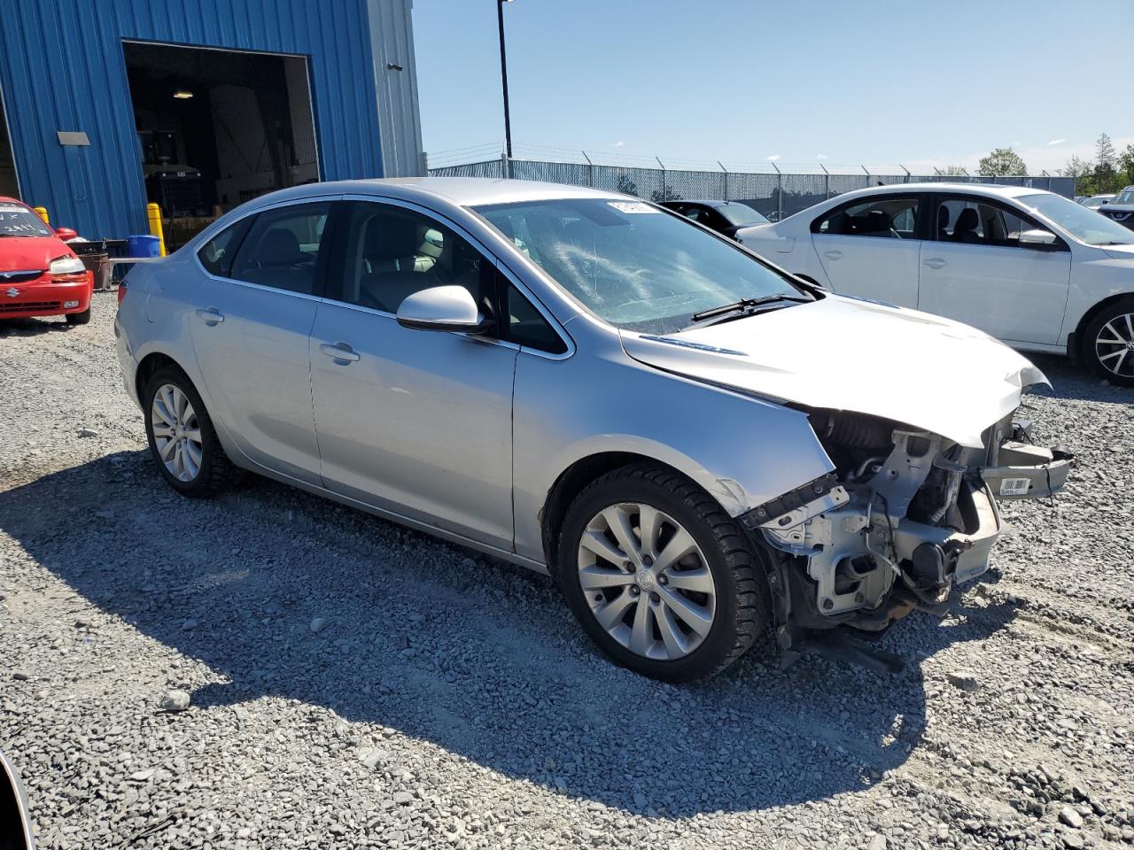 Photo 3 VIN: 1G4P15SK0G4162796 - BUICK VERANO 