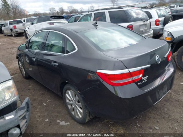 Photo 2 VIN: 1G4PN5SK2D4141013 - BUICK VERANO 