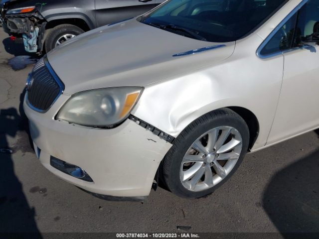 Photo 5 VIN: 1G4PP5SK0C4156716 - BUICK VERANO 