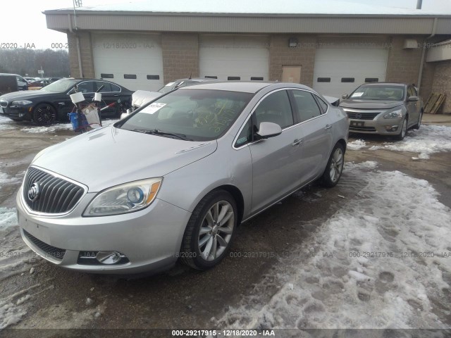 Photo 1 VIN: 1G4PP5SK0C4203372 - BUICK VERANO 