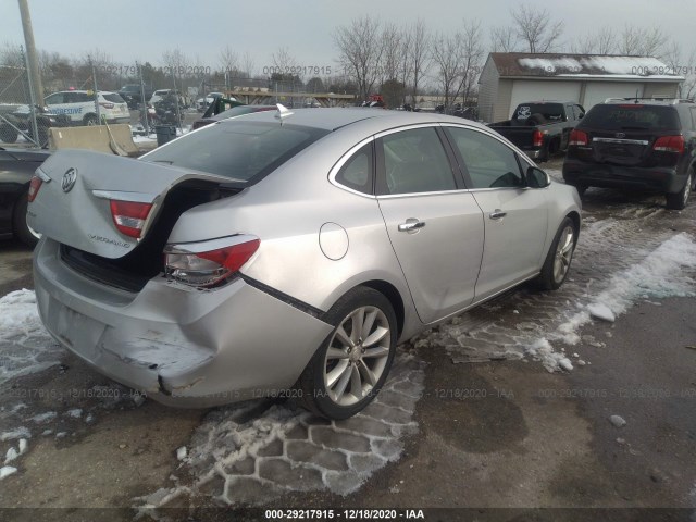 Photo 3 VIN: 1G4PP5SK0C4203372 - BUICK VERANO 