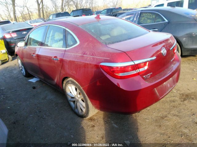 Photo 2 VIN: 1G4PP5SK0C4229003 - BUICK VERANO 