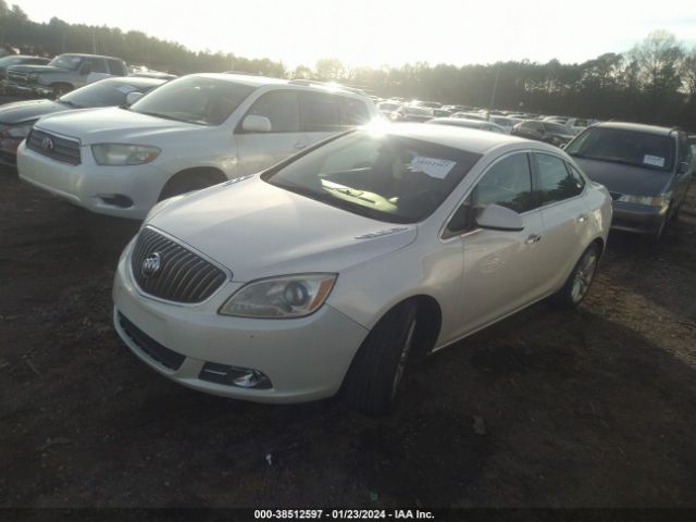 Photo 1 VIN: 1G4PP5SK0D4146236 - BUICK VERANO 