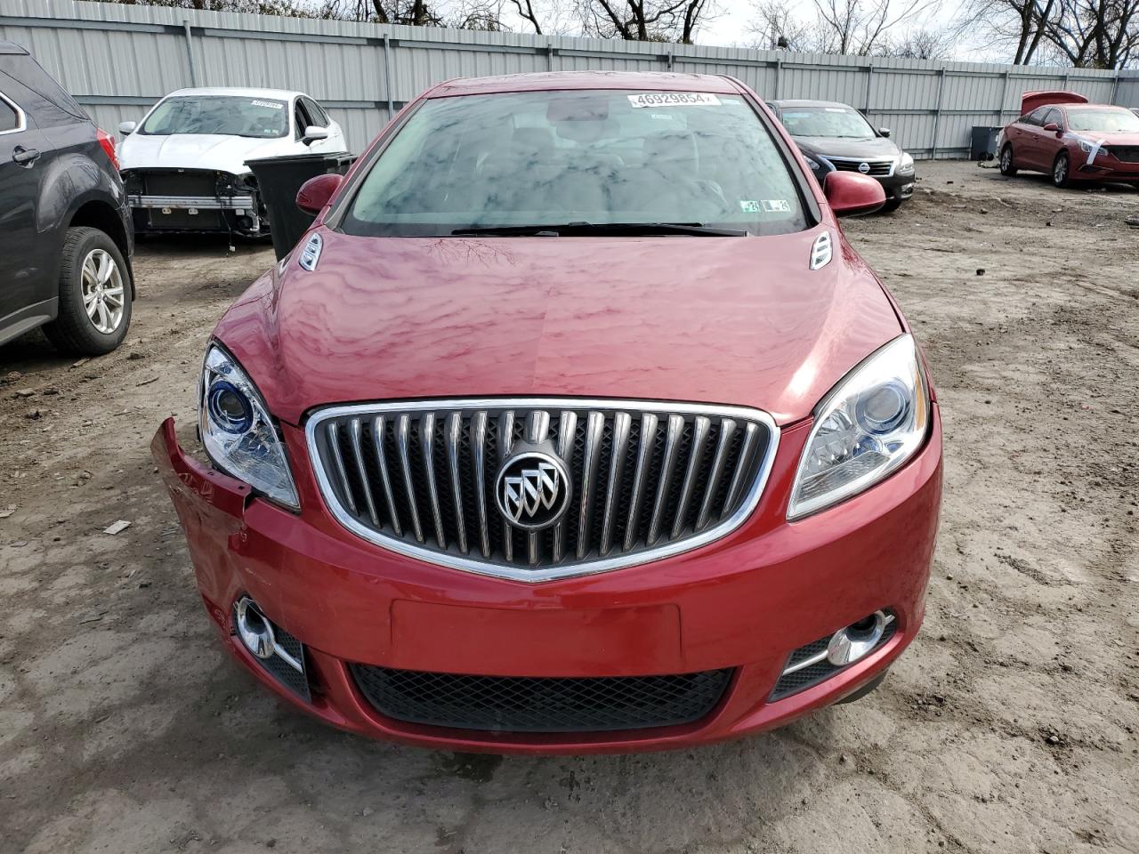 Photo 4 VIN: 1G4PP5SK0D4252704 - BUICK VERANO 