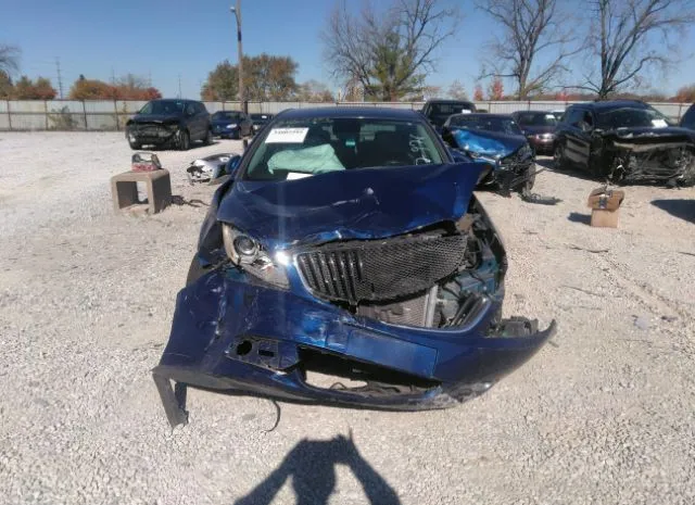 Photo 5 VIN: 1G4PP5SK0D4252976 - BUICK VERANO 