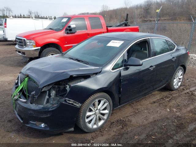 Photo 1 VIN: 1G4PP5SK0E4107776 - BUICK VERANO 