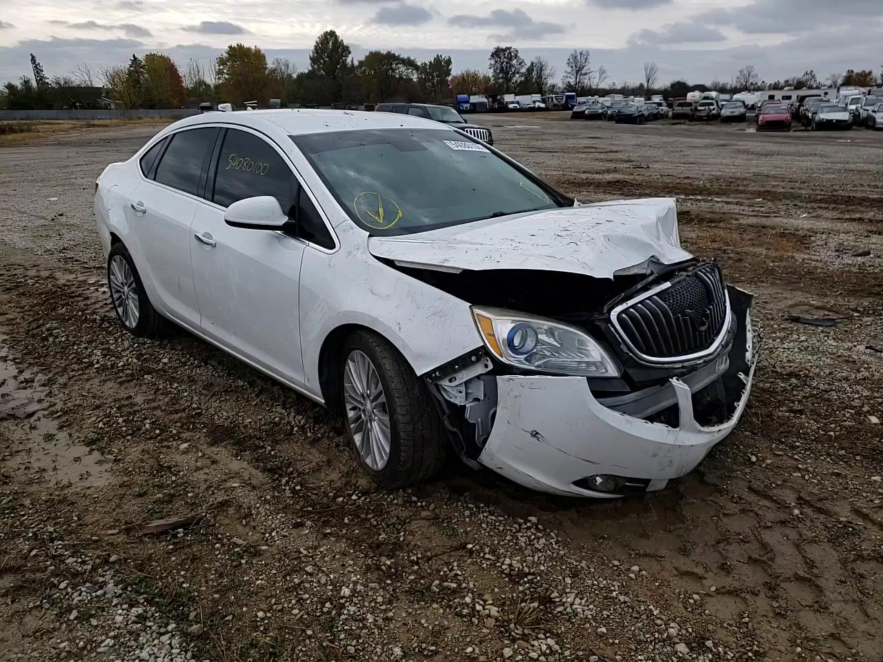 Photo 10 VIN: 1G4PP5SK0E4142768 - BUICK VERANO 