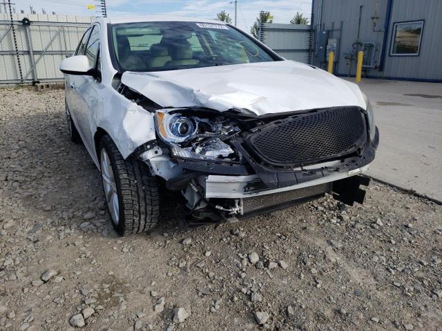 Photo 8 VIN: 1G4PP5SK0E4153351 - BUICK VERANO 