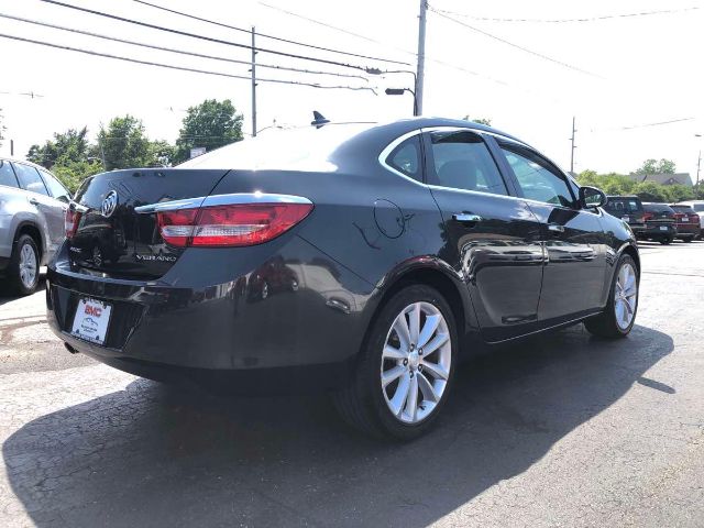 Photo 4 VIN: 1G4PP5SK0E4219302 - BUICK VERANO 