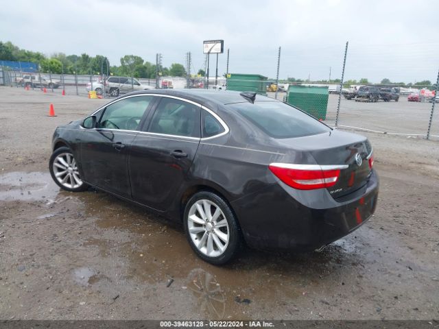 Photo 2 VIN: 1G4PP5SK0F4112493 - BUICK VERANO 