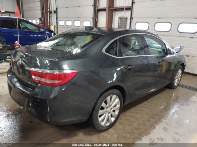 Photo 3 VIN: 1G4PP5SK0F4196833 - BUICK VERANO 