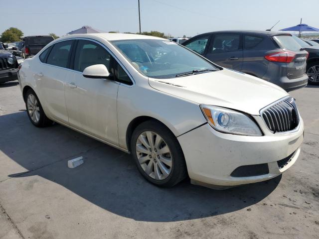 Photo 3 VIN: 1G4PP5SK0F4202694 - BUICK VERANO 