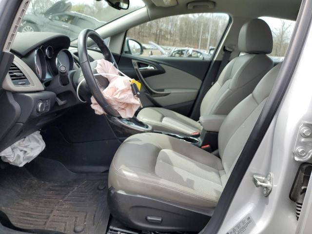 Photo 6 VIN: 1G4PP5SK0F4218779 - BUICK VERANO 