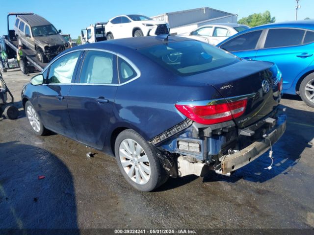 Photo 2 VIN: 1G4PP5SK0G4113158 - BUICK VERANO 