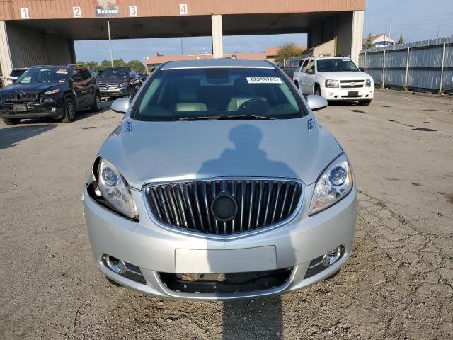 Photo 4 VIN: 1G4PP5SK1C4112515 - BUICK VERANO 