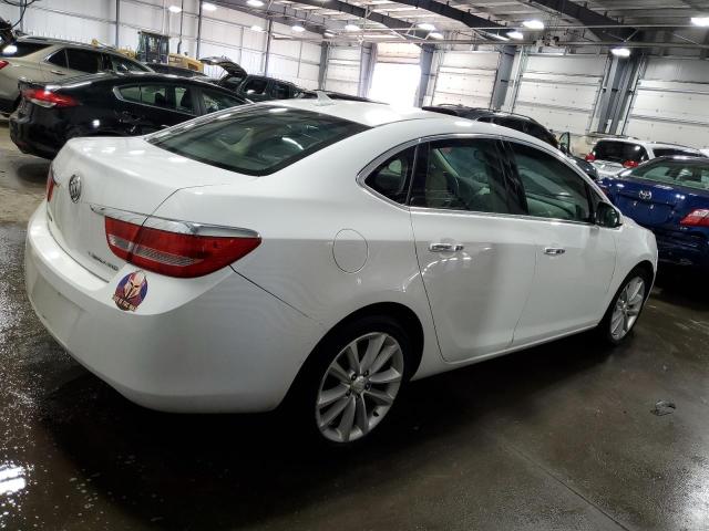 Photo 2 VIN: 1G4PP5SK1C4140637 - BUICK VERANO 