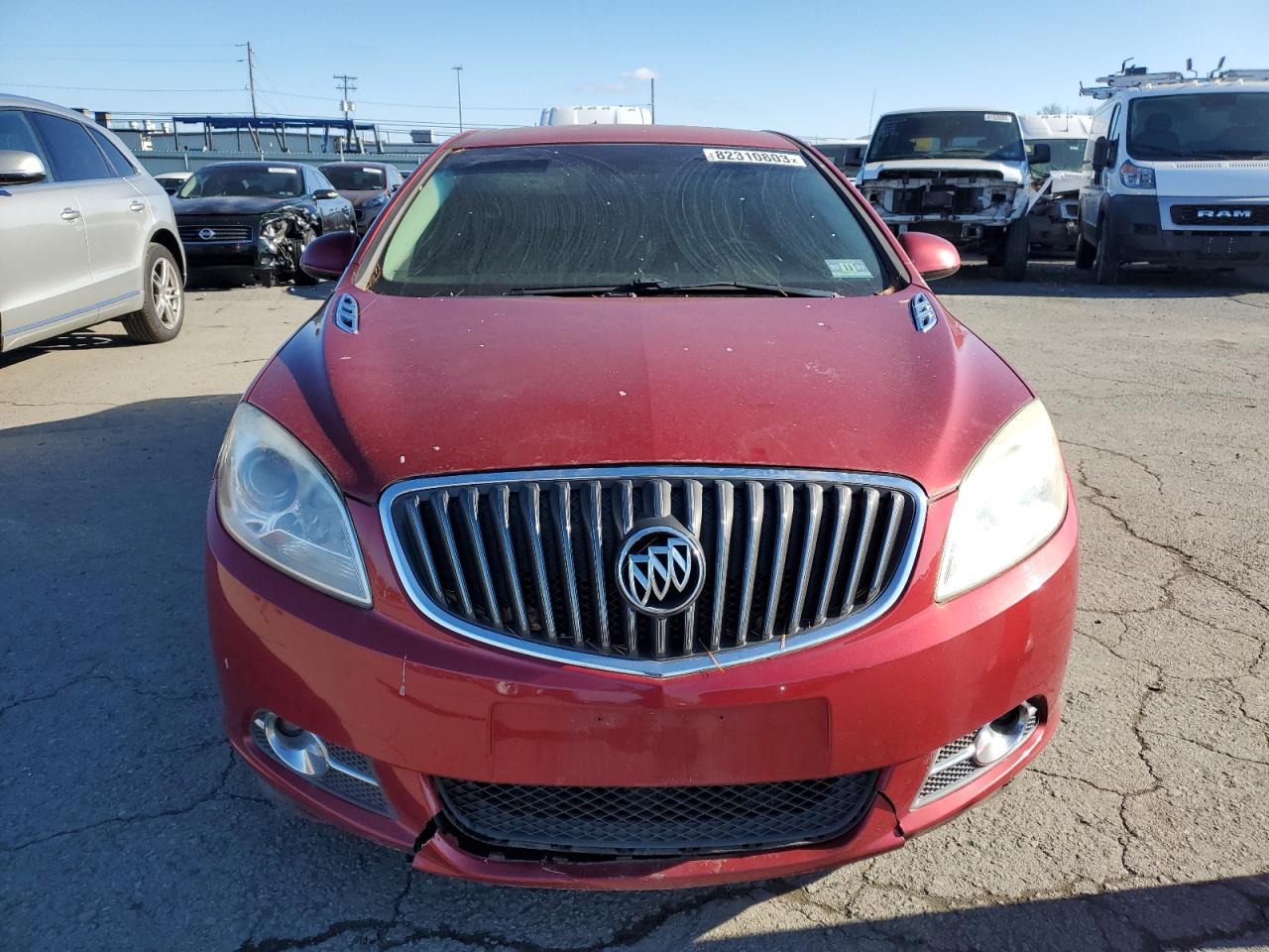 Photo 4 VIN: 1G4PP5SK1C4146552 - BUICK VERANO 