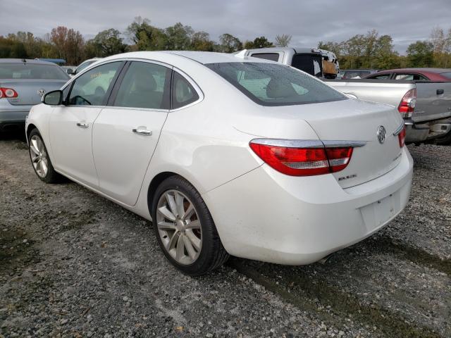 Photo 2 VIN: 1G4PP5SK1C4194844 - BUICK VERANO 