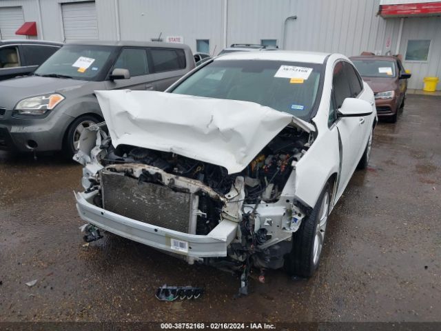 Photo 5 VIN: 1G4PP5SK1C4211156 - BUICK VERANO 