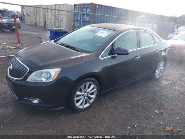 Photo 1 VIN: 1G4PP5SK1C4230757 - BUICK VERANO 