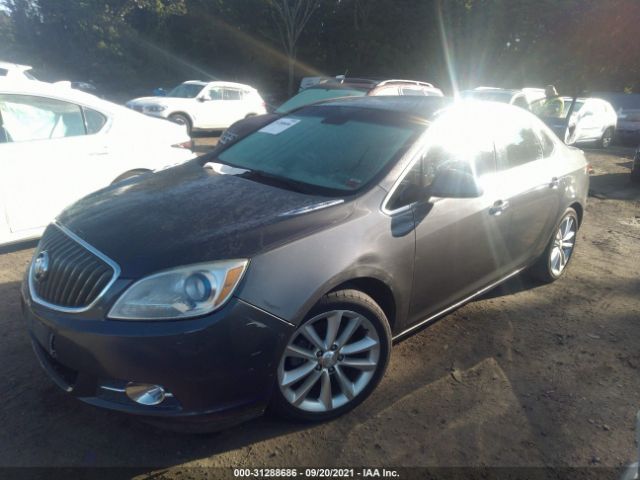 Photo 1 VIN: 1G4PP5SK1D4105842 - BUICK VERANO 