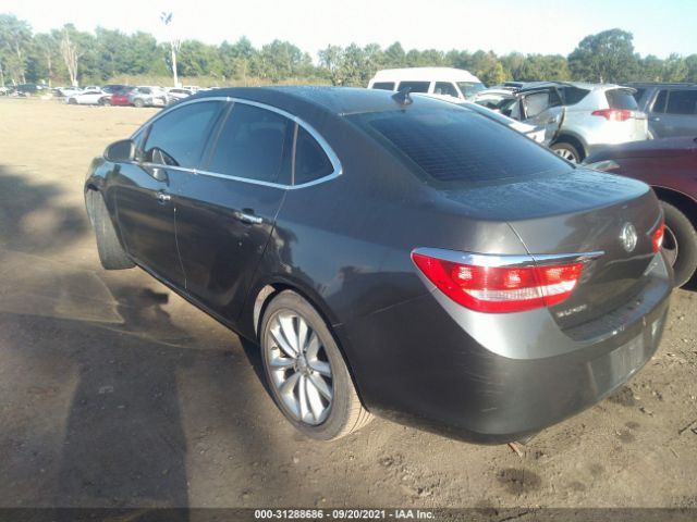 Photo 2 VIN: 1G4PP5SK1D4105842 - BUICK VERANO 