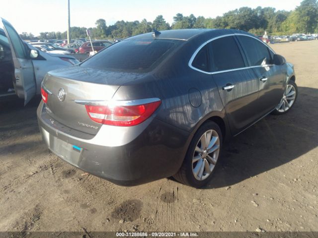 Photo 3 VIN: 1G4PP5SK1D4105842 - BUICK VERANO 