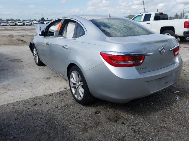 Photo 2 VIN: 1G4PP5SK1D4107042 - BUICK VERANO 