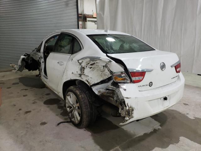 Photo 2 VIN: 1G4PP5SK1D4110278 - BUICK VERANO 